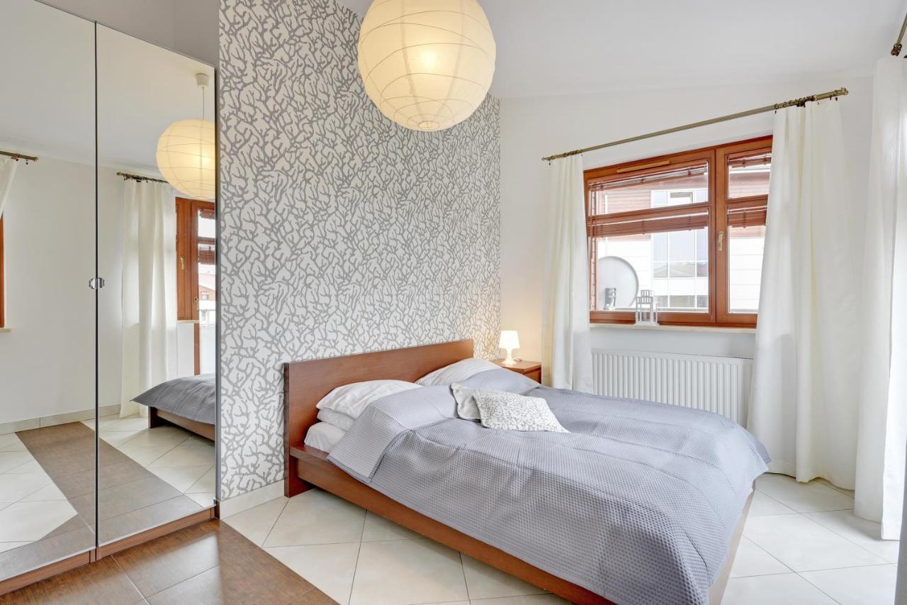 Grand Apartments - Neptun Park Sunny 2 Bedrooms Apartment Гданск Екстериор снимка